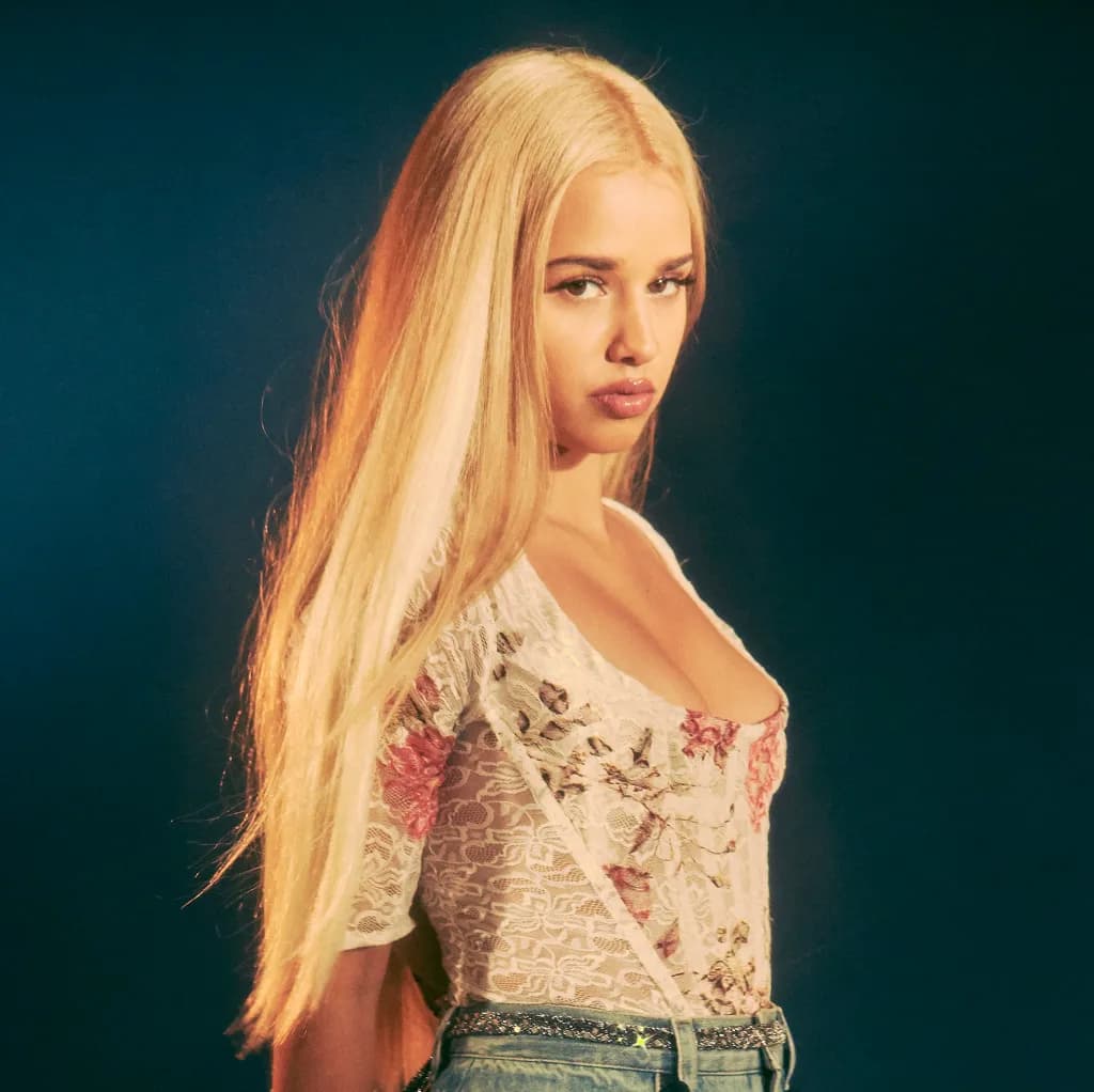 Tommy Genesis